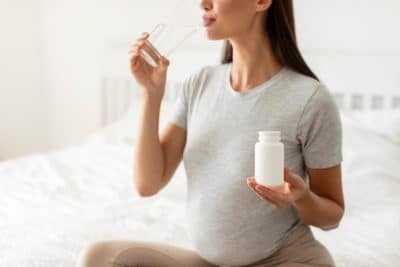 El papel fundamental de la vitamina C en el embarazo y la lactancia: análisis y recomendaciones