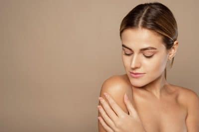 Colágeno hidrolizado con ácido hialurónico y vitamina C: lo que necesitas para tener una piel perfecta