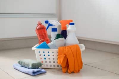 Cómo ordenar productos de limpieza sin perder practicidad