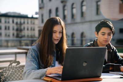 ¿Qué es mejor para estudiantes: laptop, iPad o Mac?