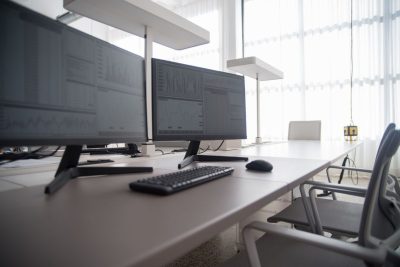 Monitor o televisor: cuál conviene usar con una PC según el tipo de uso