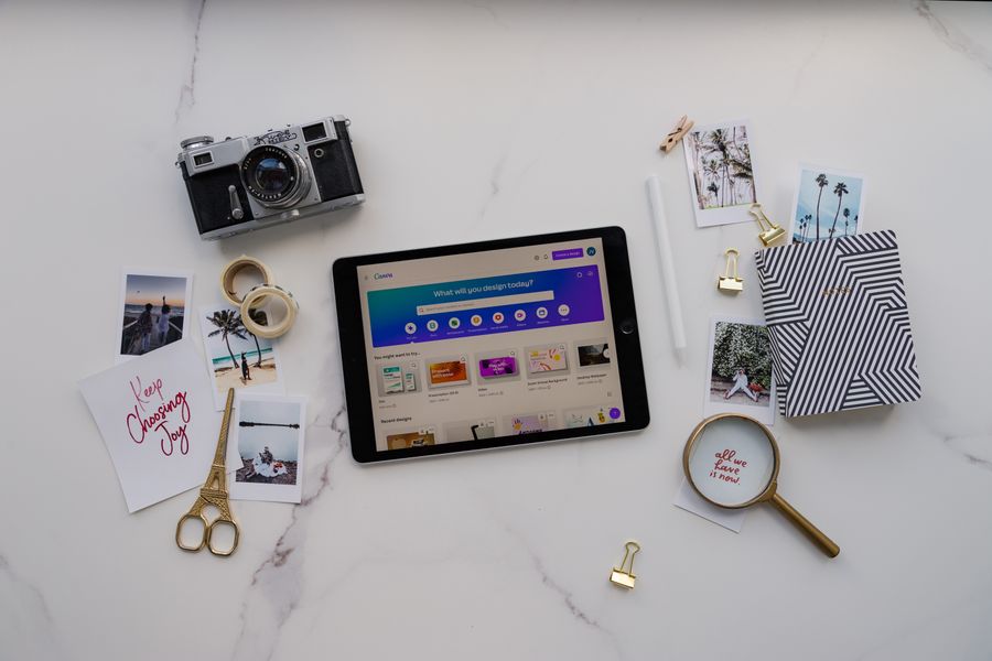 Tablet para workspace creativo