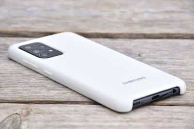 Qué es la protección antigolpes en una funda para celular y cómo se mide