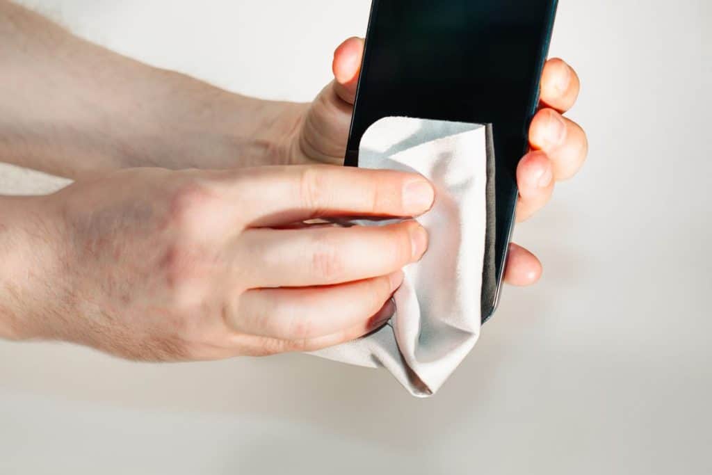 limpieza funda smartphone Limpieza de funda para smartphone